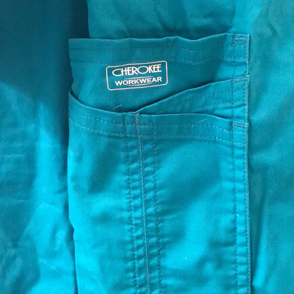 Scrub set - Picture 4 of 4